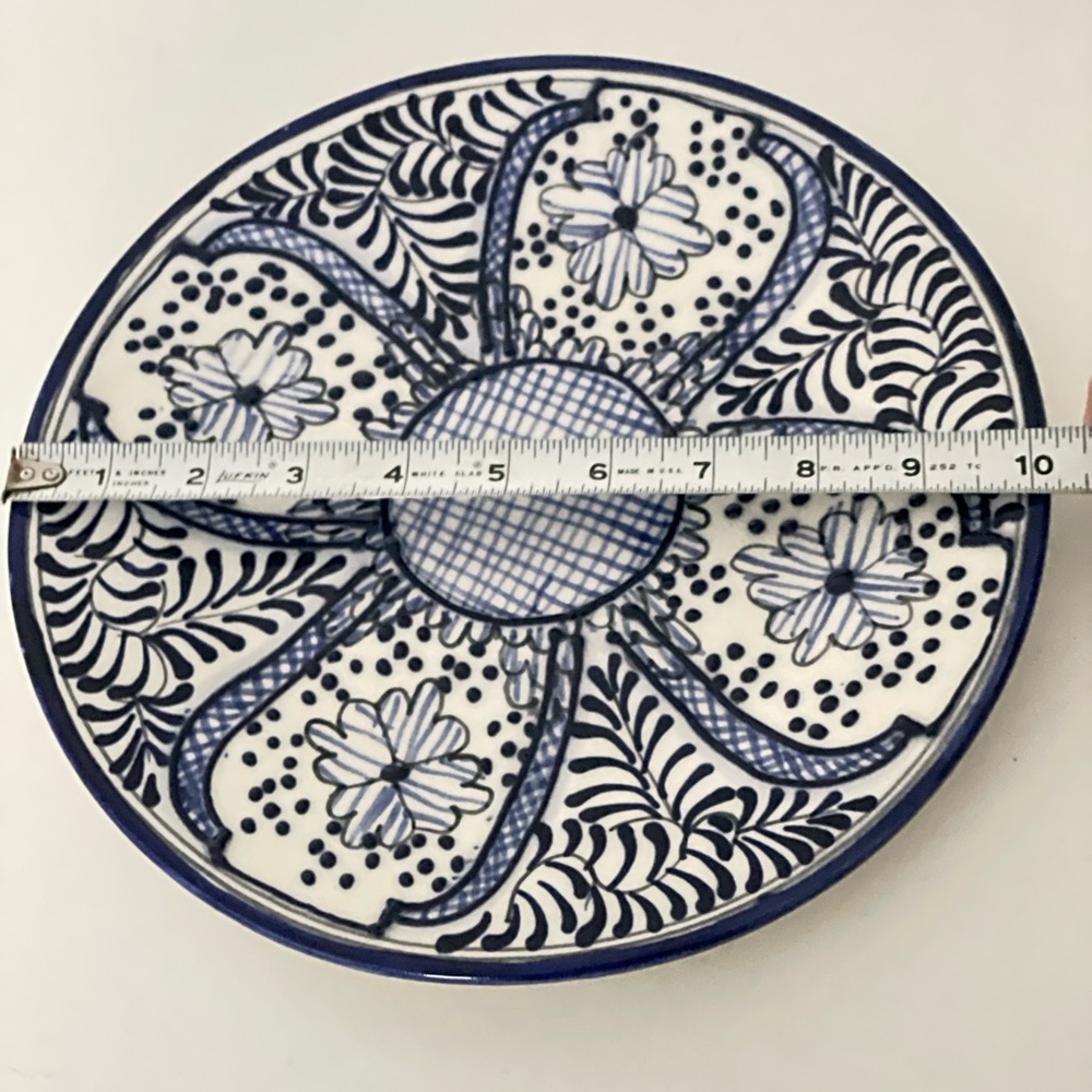Hand-Painted Mexican Talavera-Style Plate - Blue & White - 10” - Picture 9 of 9
